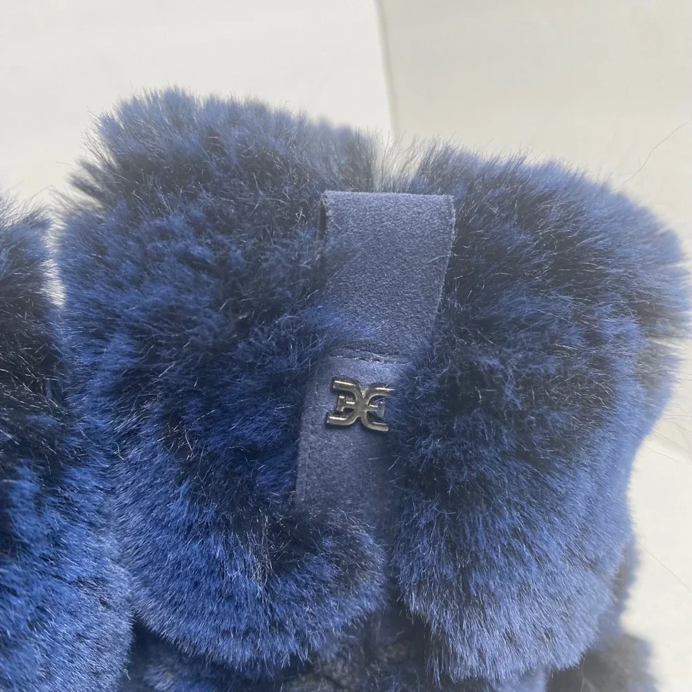 Sam Edelman‎ Navy Blue Faux Fur Pom Pom Lug Sole Ankle Boots Womens 8.5M Cozy